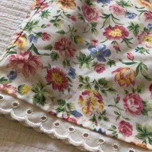 💖🌸 The Prettiest Vintage 80’s Pillowcase
